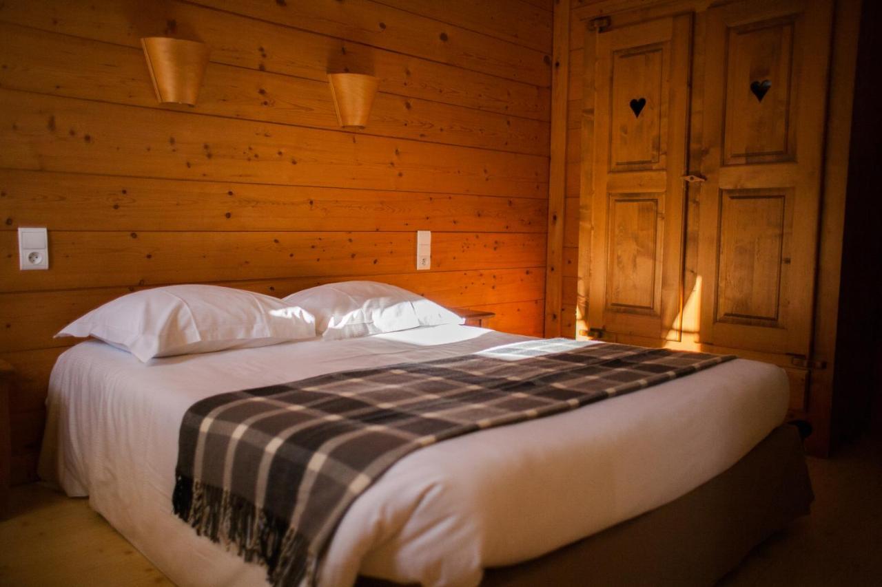 Logis Les Arobiers Hotel Lamoura Bagian luar foto