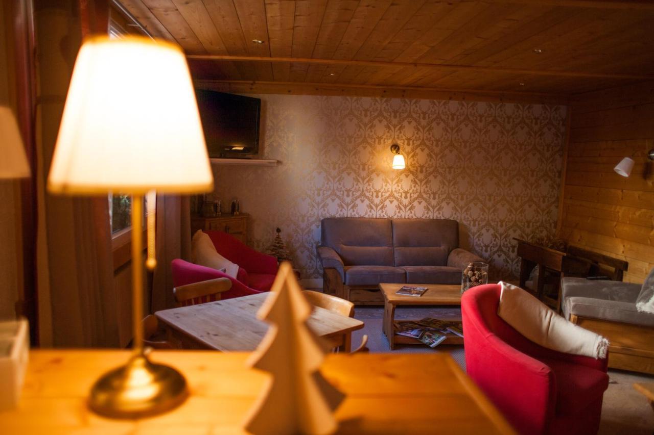 Logis Les Arobiers Hotel Lamoura Bagian luar foto