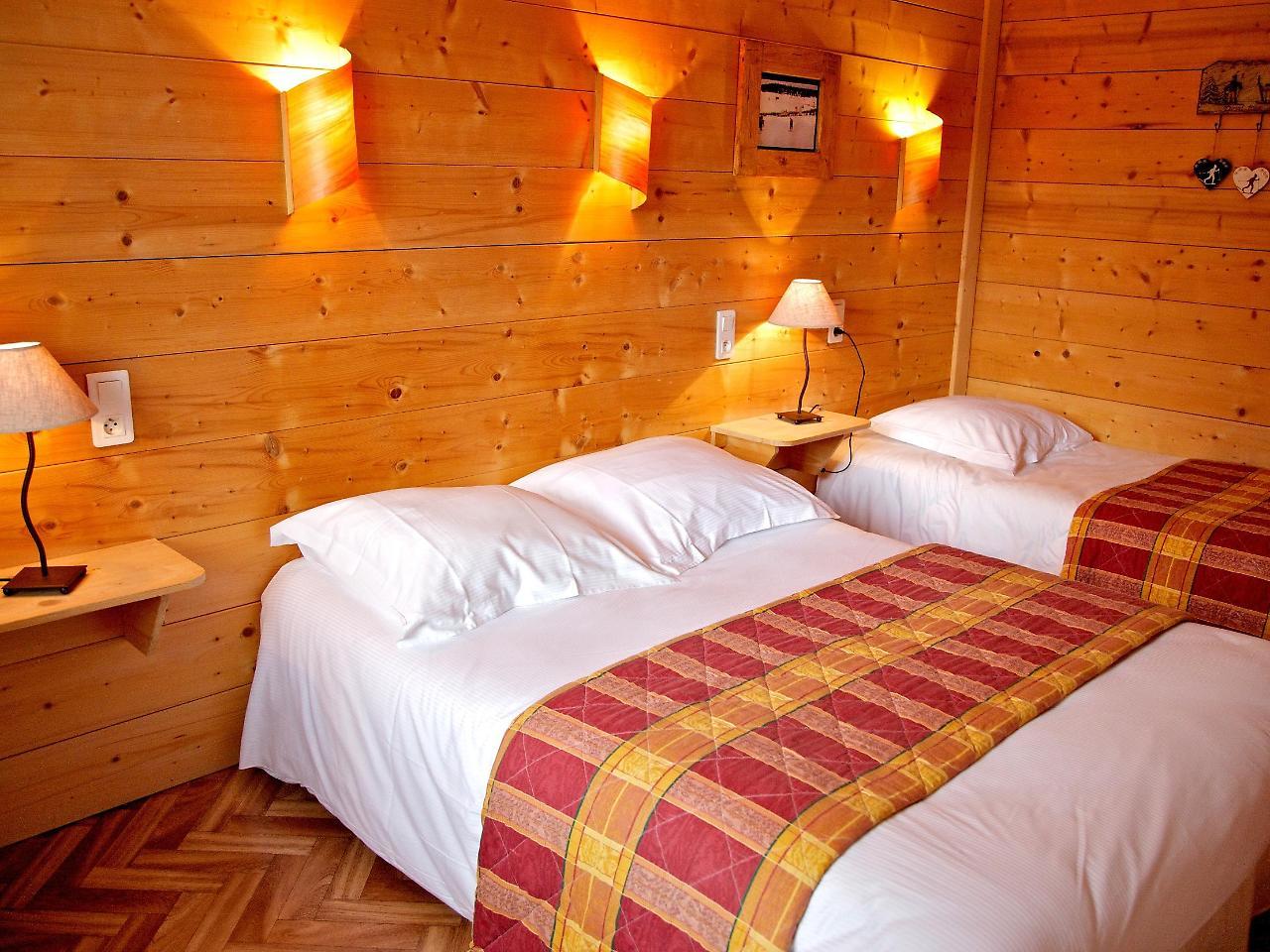 Logis Les Arobiers Hotel Lamoura Bagian luar foto