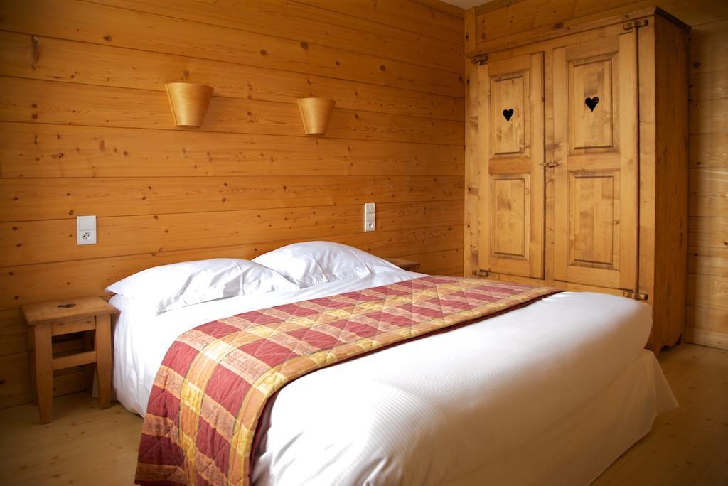 Logis Les Arobiers Hotel Lamoura Bagian luar foto